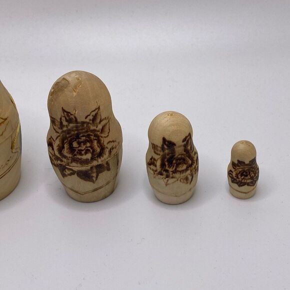Rare Vintage Russian Matryoshka Nesting Doll Hand Crafted 5 Dolls - Picture 7 of 11